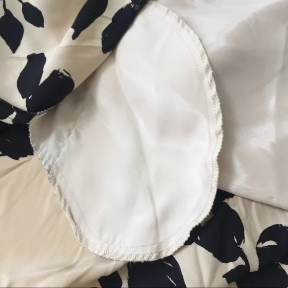 Milly Women’s 100% Silk Dress Size 4 - Picture 10 of 12